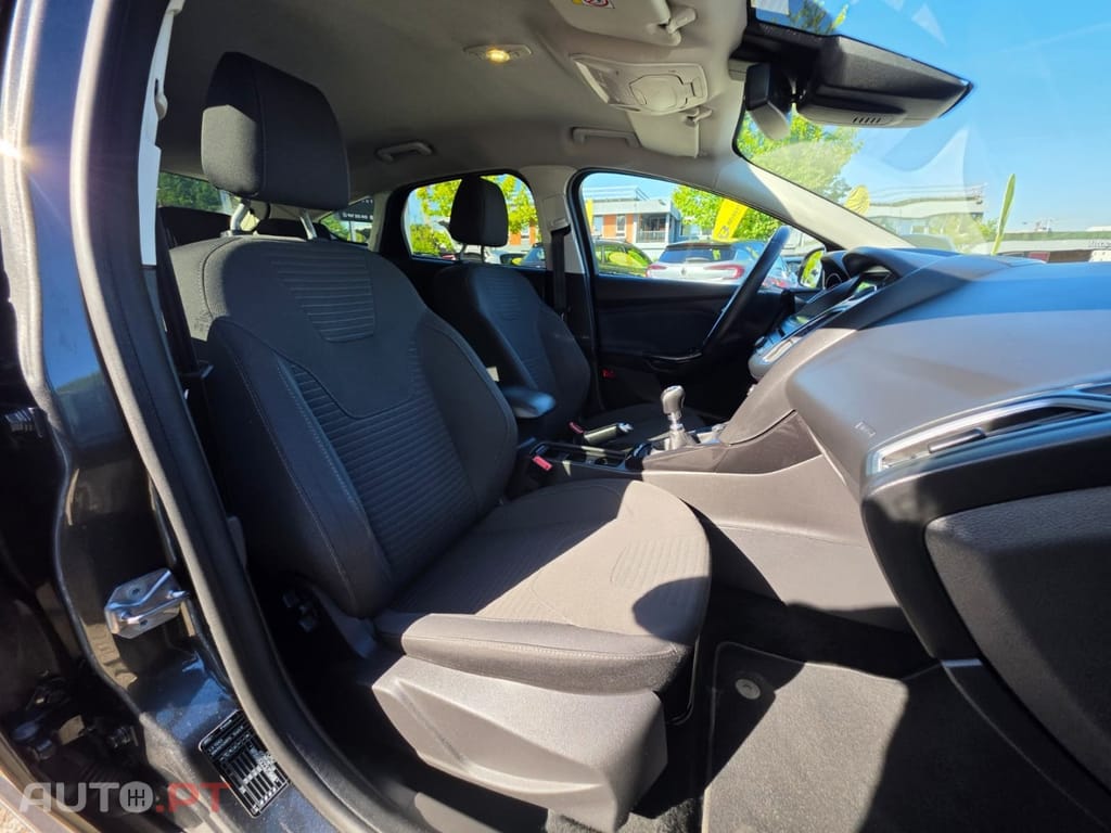 Ford Focus 1.5 TDCi EcoBlue Active