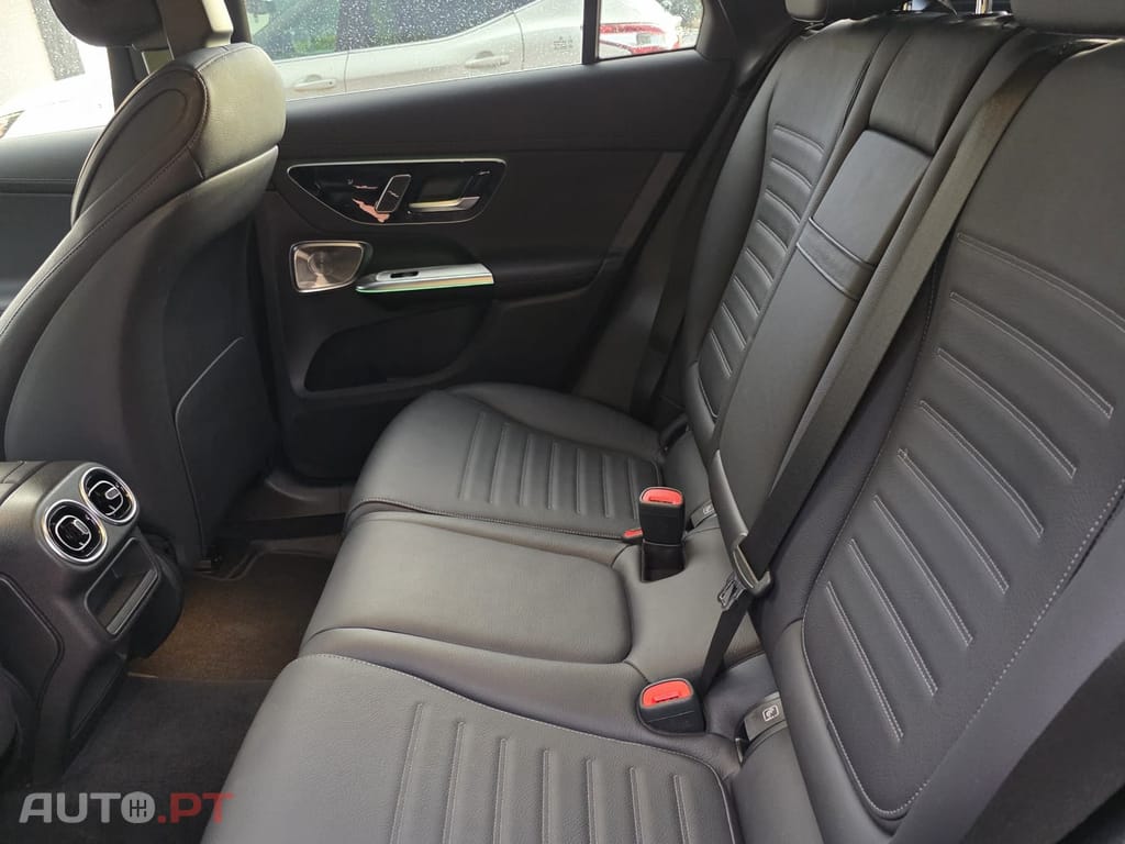 Mercedes-Benz GLC 300 de Coupé 4MATIC AMG