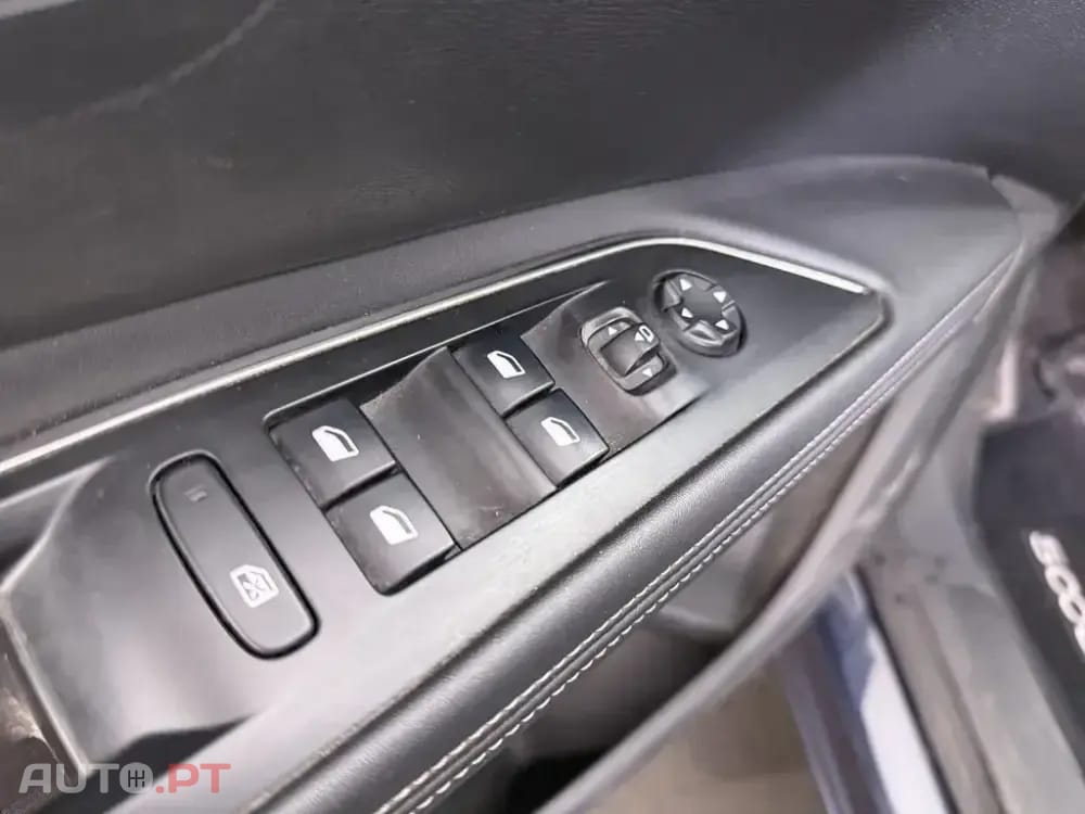 Peugeot 5008 1.2 PureTech Allure