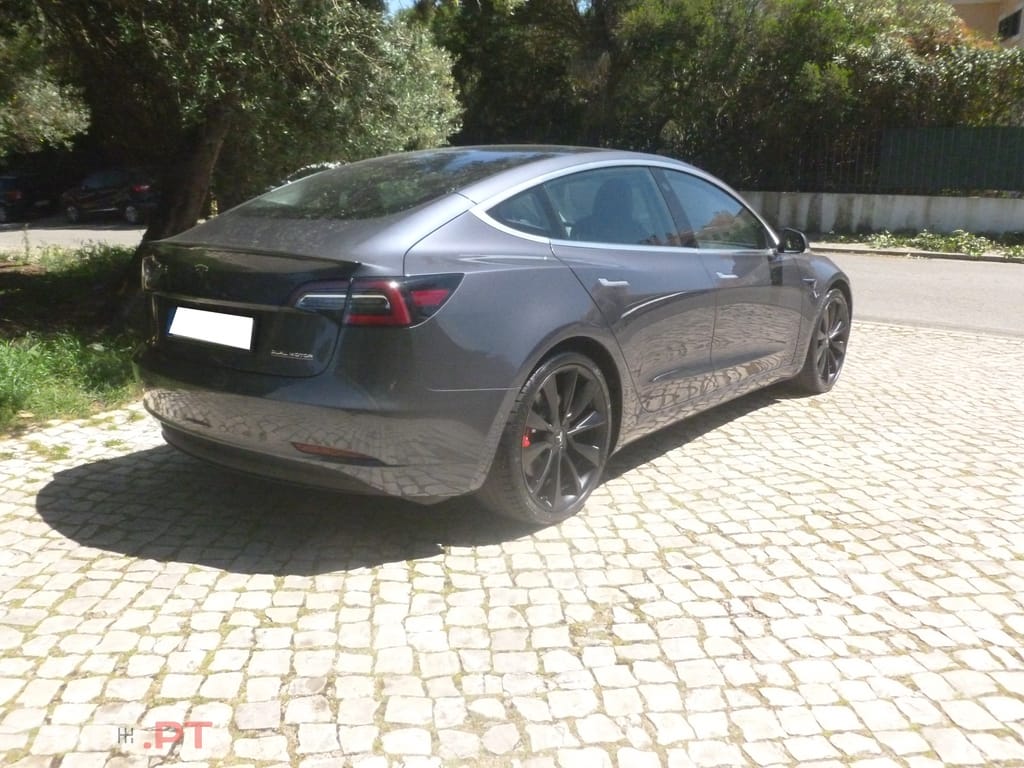 Tesla Model 3 Performance Dual Motor AWD