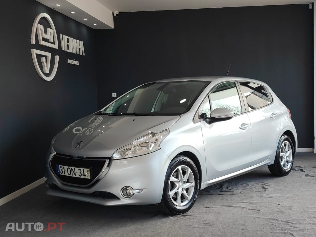 Peugeot 208 1.4HDI ACTIVE