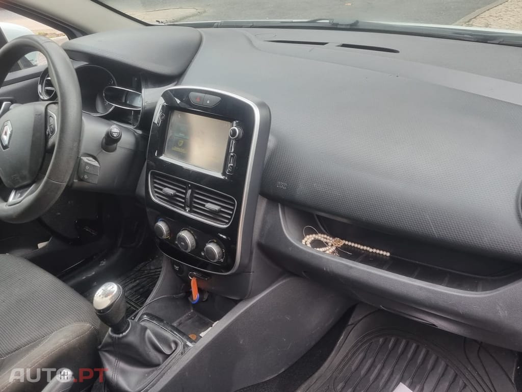 Renault Clio var