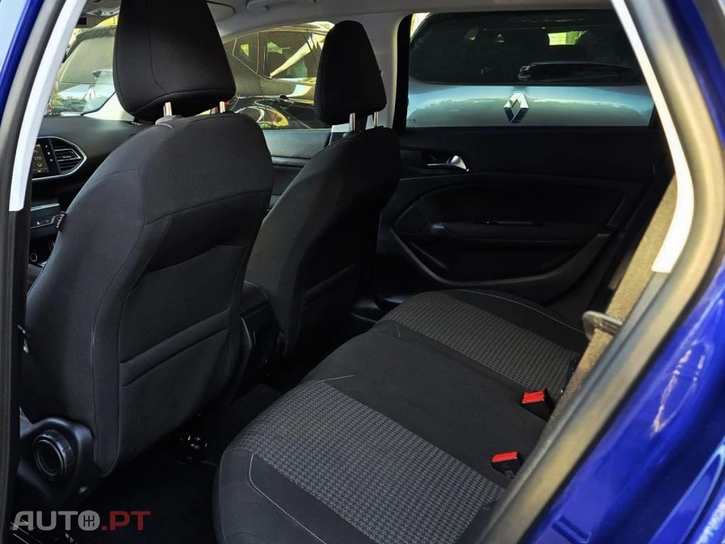 Peugeot 308 SW 1.6 BlueHDi STYLE