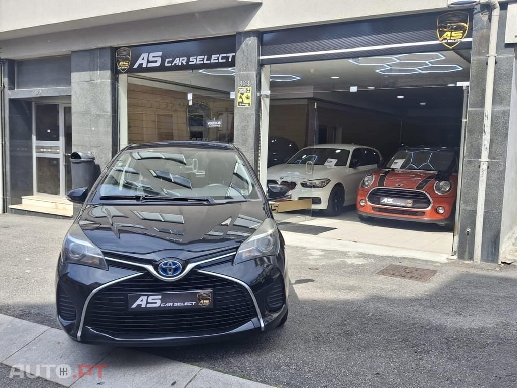 Toyota Yaris 1.5 HSD Sport+P.Luxury