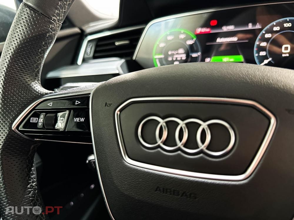 Audi E-Tron 55 quattro S line
