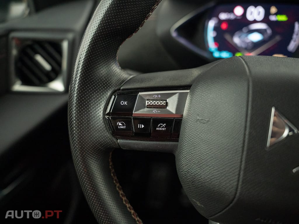 DS DS3 Crossback E-Tense Performance Line