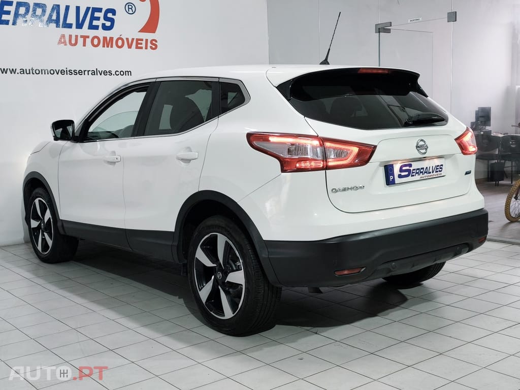 Nissan Qashqai 1.5 dCi N-Connecta 18