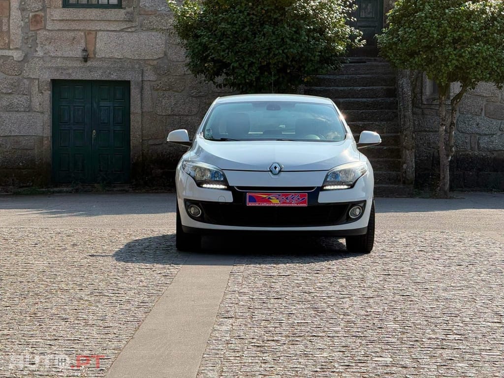 Renault Mégane 1.5 dCi Confort SS — fotografia 9