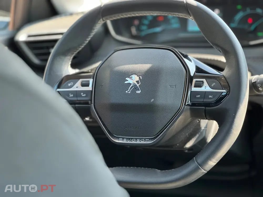 Peugeot E-208 50 kWh Active Pack