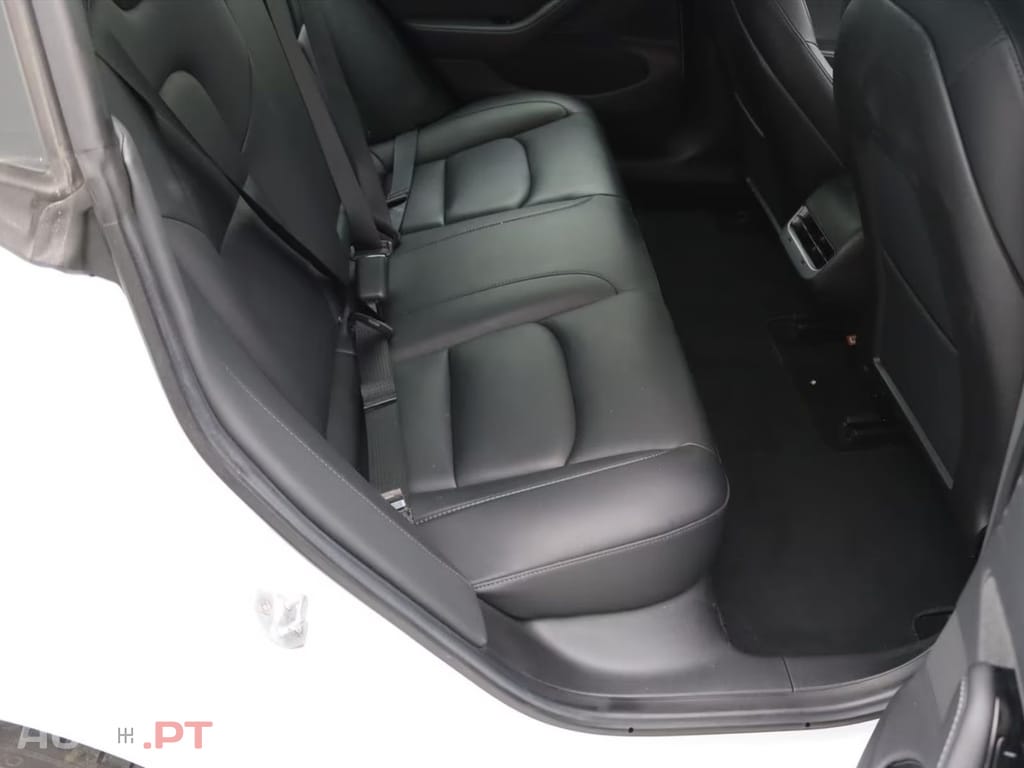 Tesla Model 3 Long-Range AWD I.V.A DEDUTÍVEL