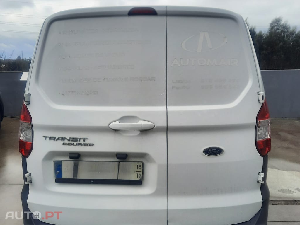 Ford Transit Courier