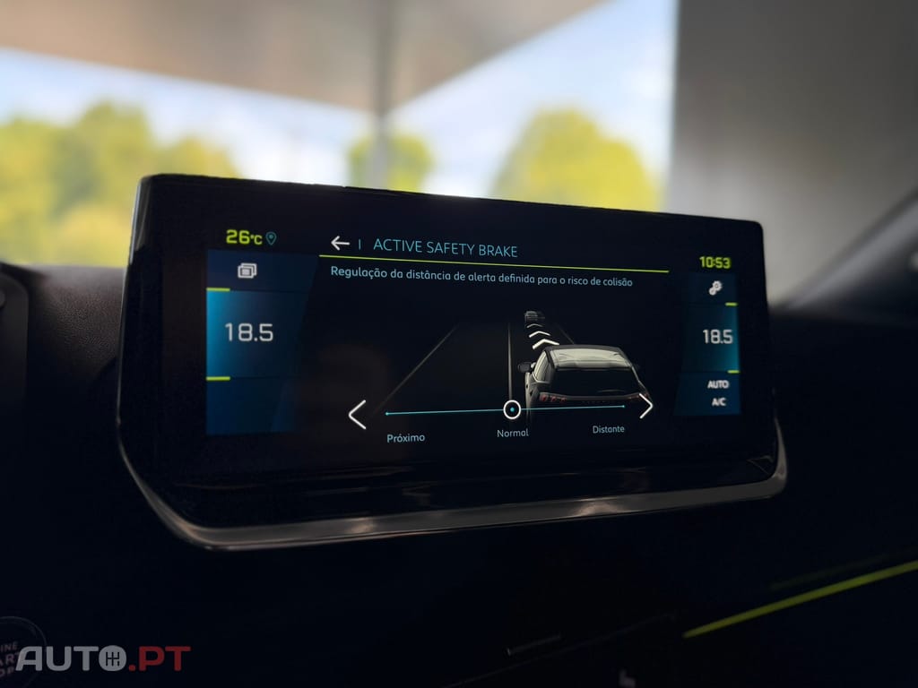 Peugeot E-2008 50 kWh GT