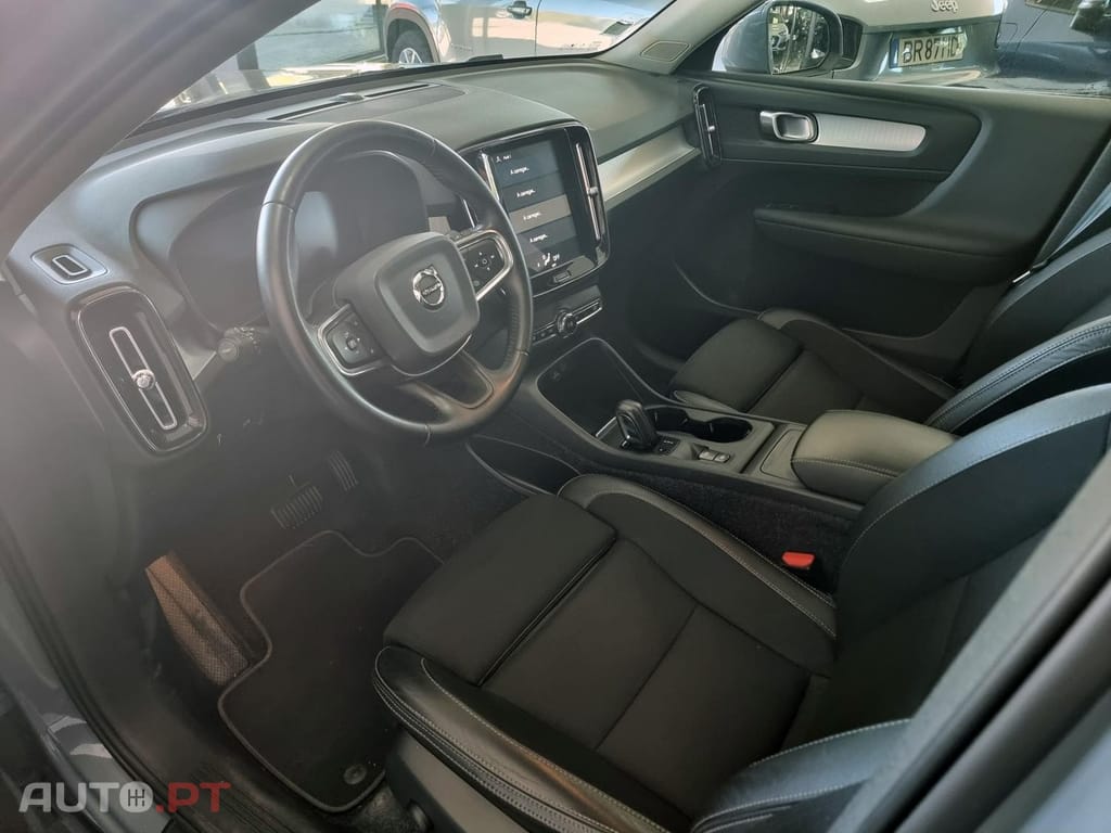 Volvo XC40 2.0 D3 Momentum Plus Geartronic