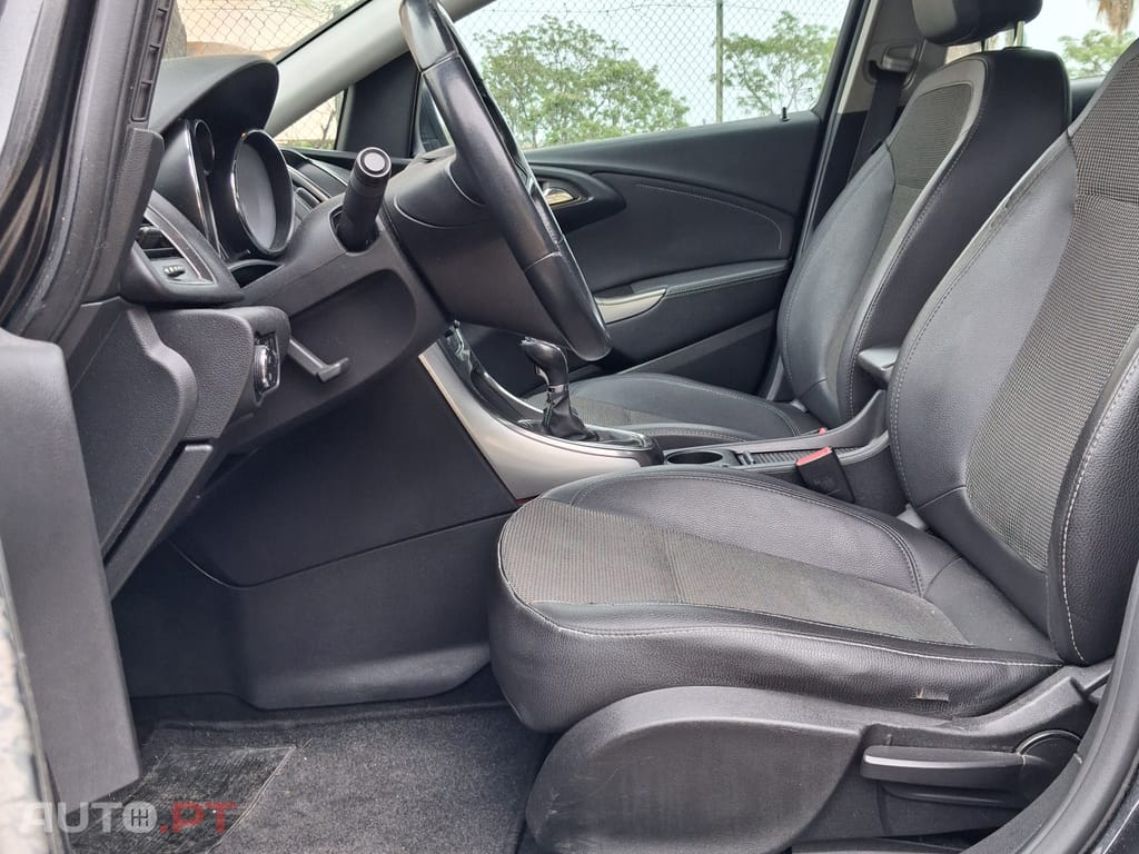 Opel Astra Sports Tourer 1.7 Cdti 2011