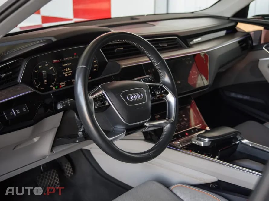 Audi E-Tron 55 quattro