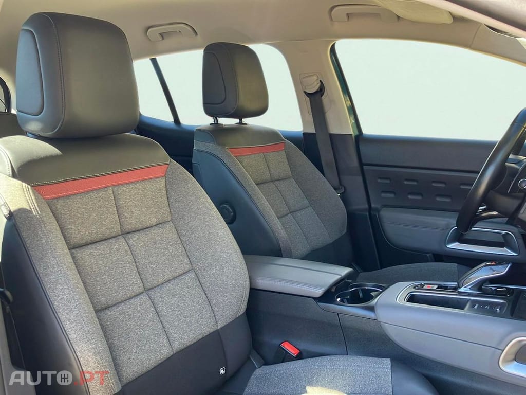 Citroen C5 Aircross 1.6 Hybrid Feel e-EAT8