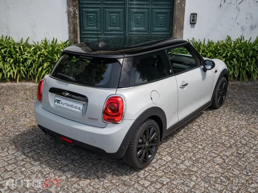 MINI Cooper Cooper Auto
