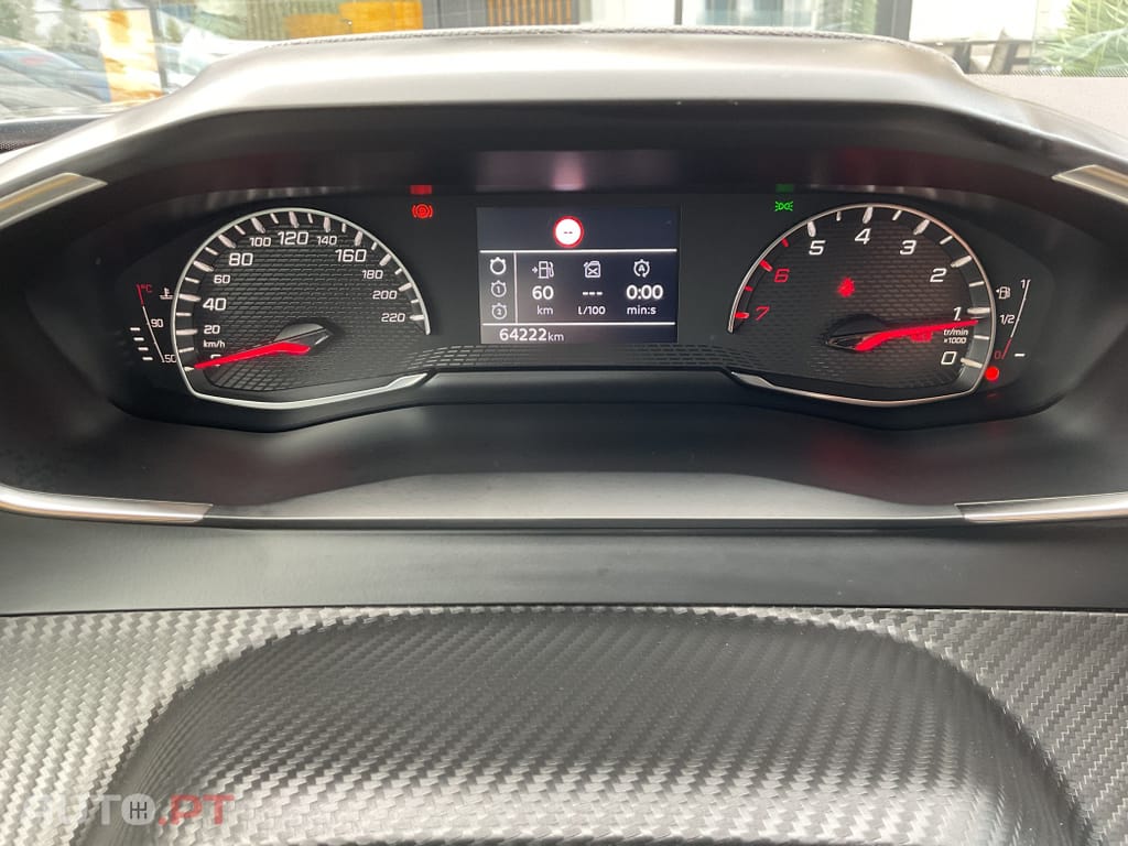 Peugeot 2008 1.2 PureTech Active Pack