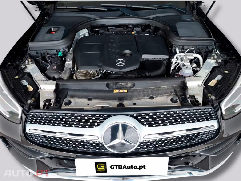 Mercedes-Benz GLC 300 I.V.A DEDUTIVEL De 4Matic AMG