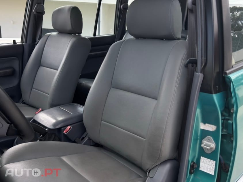Toyota Land Cruiser 8 lugares