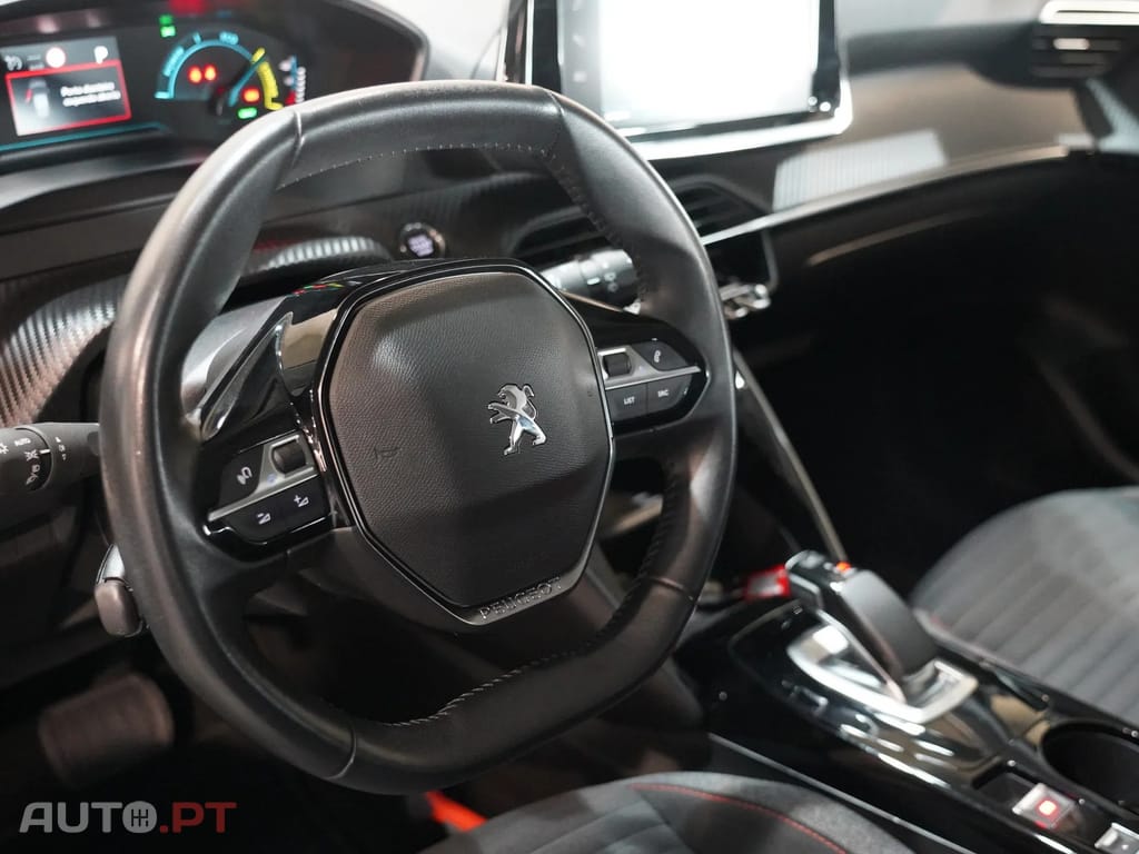 Peugeot E-208 50 kWh Active Pack