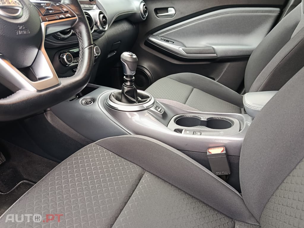 Nissan Juke 1.0 DIG-T N-Connecta