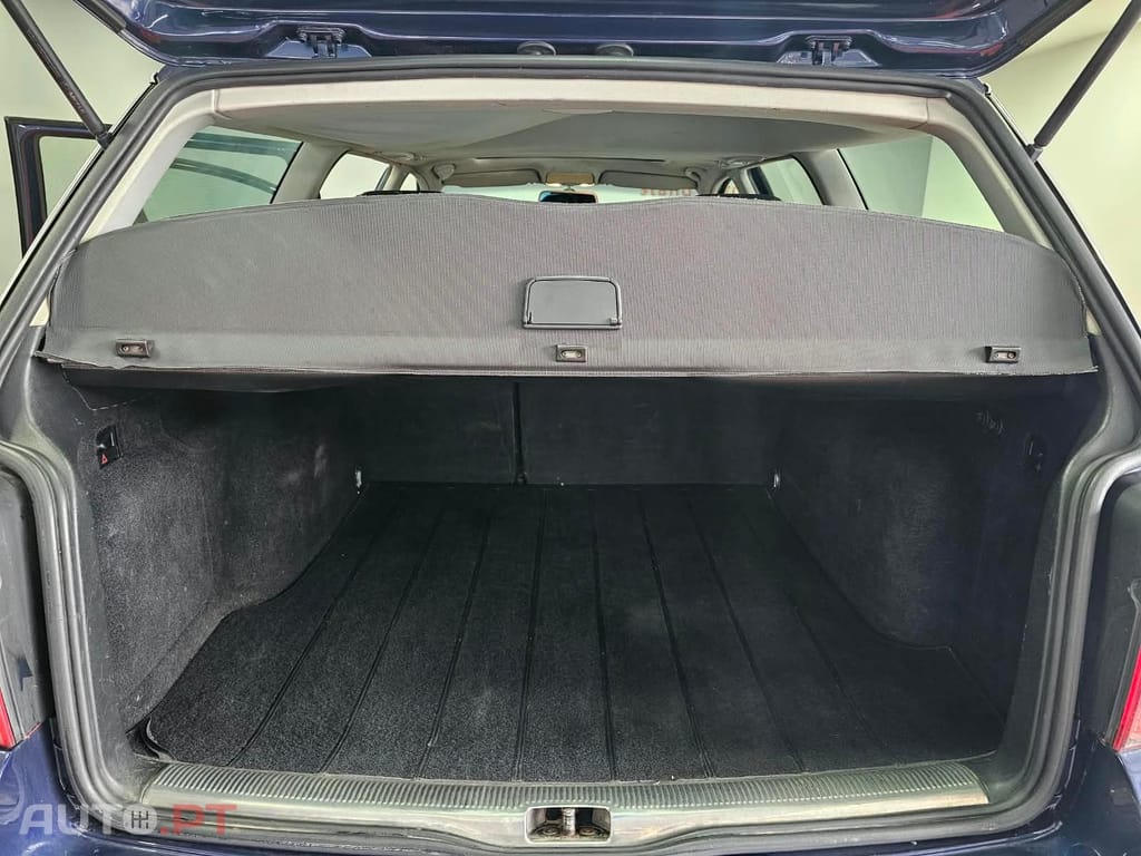 Volkswagen Passat 1.9 TDI Highline