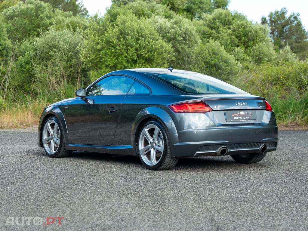 Audi TT 2.0 TFSI quattro S-line S tronic