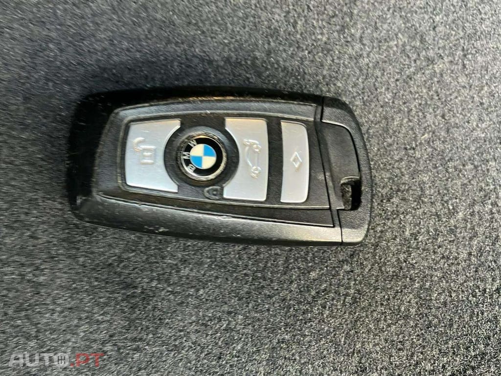 BMW 330 e iPerformance