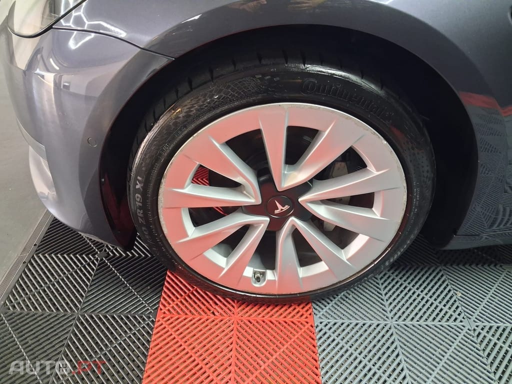 Tesla Model 3 Long Range Tração Integral