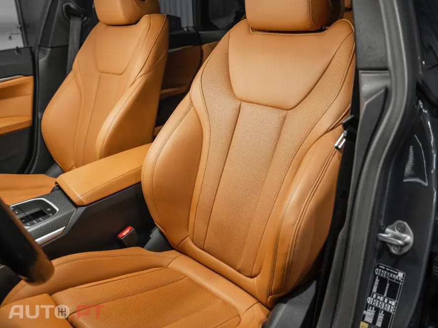 BMW i4 eDrive40 Pack Desportivo M Pro