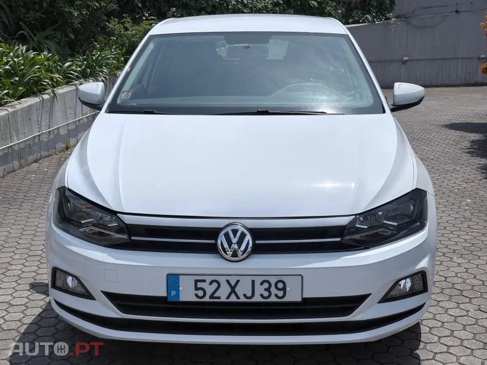 Volkswagen Polo 1.0 Confortline
