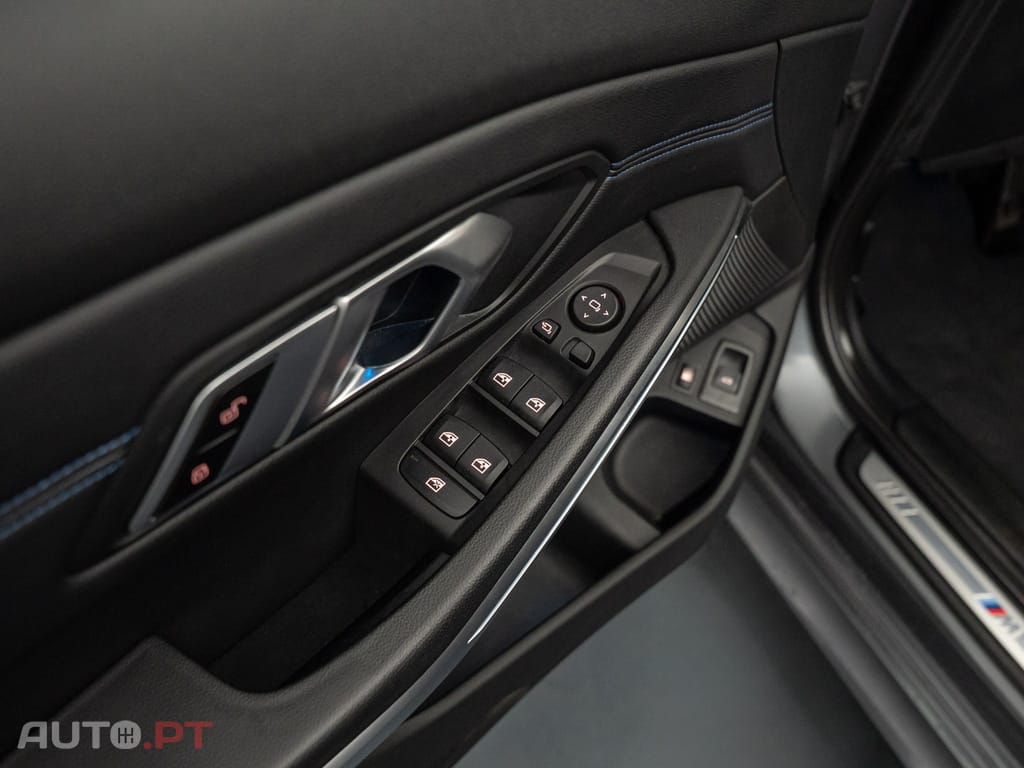 BMW 330 e Pack M Auto