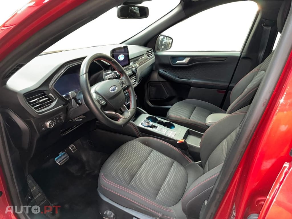 Ford Kuga 2.5 Duratec PHEV ST-LINE