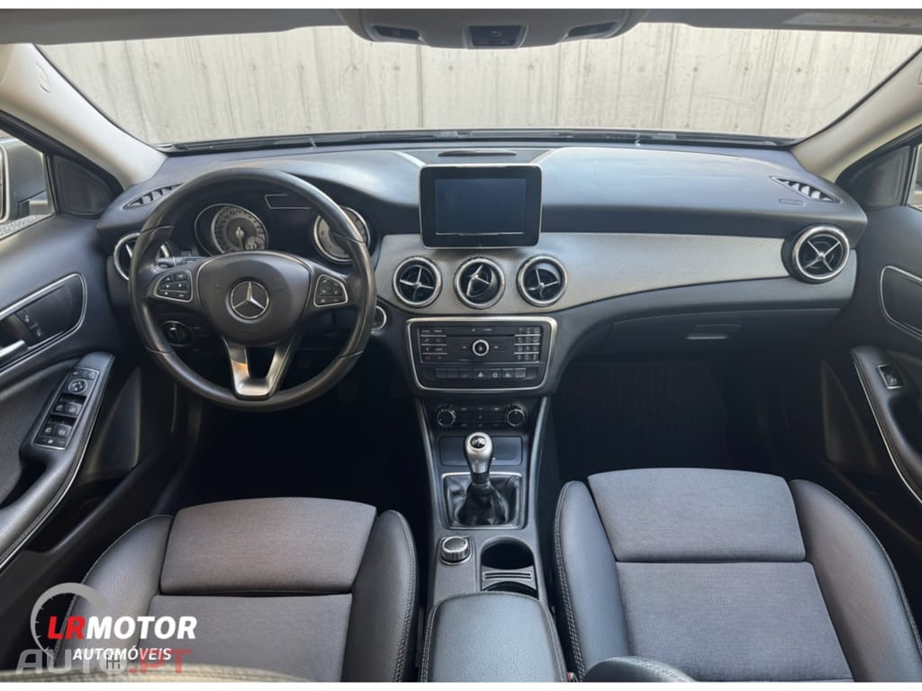 Mercedes-Benz GLA 180 d