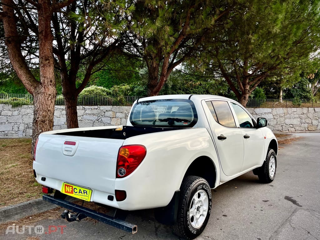 Mitsubishi L200 DI-D  4x4