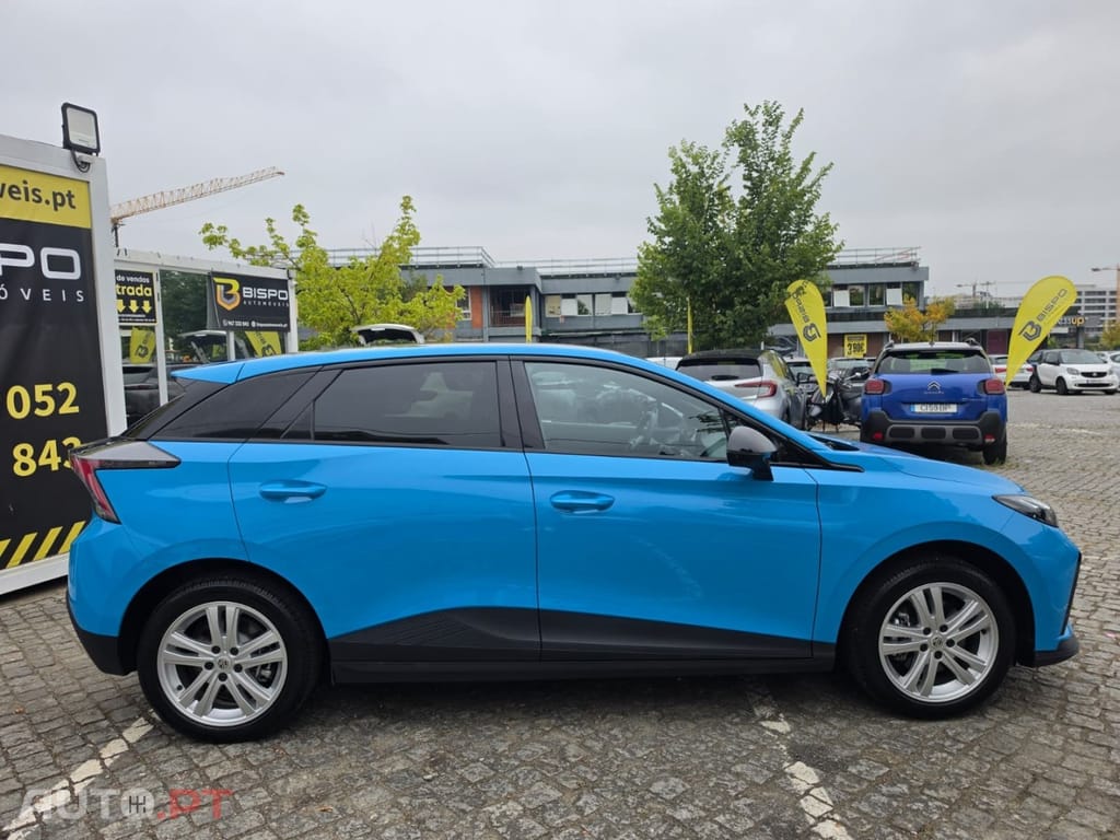 MG MG4 64 kWh Luxury