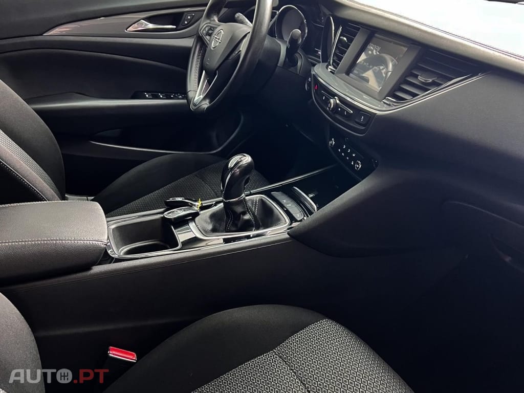 Opel Insignia 1.6 CDTi Selective