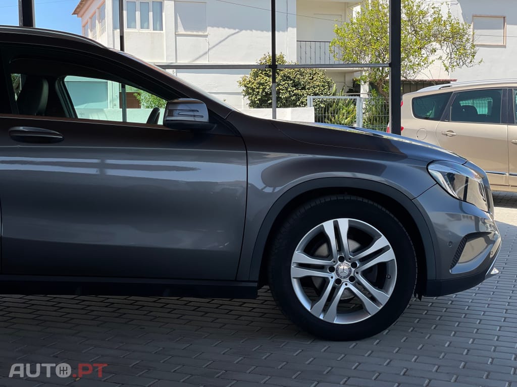 Mercedes-Benz GLA 180 d Urban
