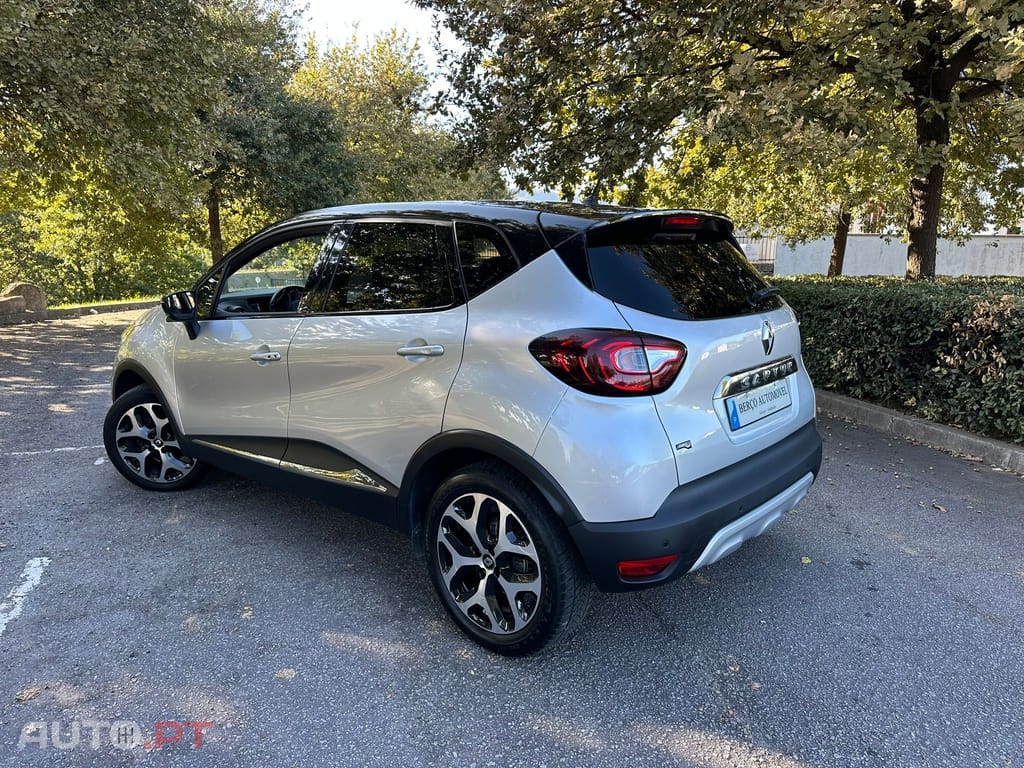 Renault Captur 1.2 TCe Initiale Paris