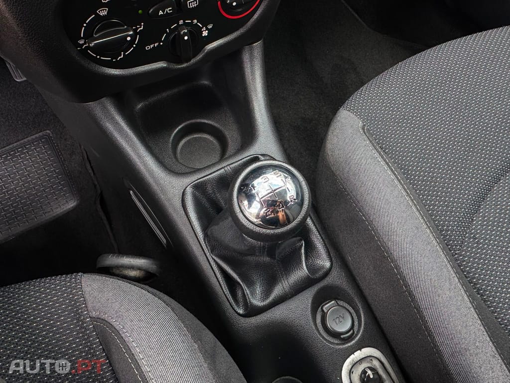 Peugeot 206 1.1 Trendy — fotografia 9
