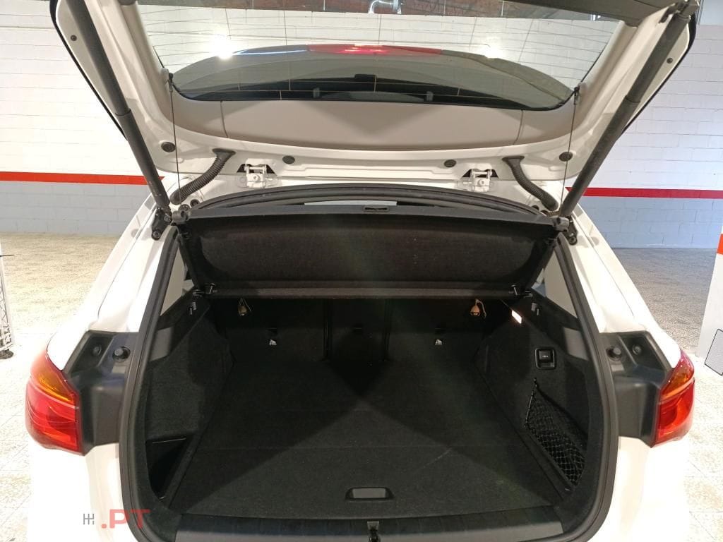 BMW X1 16 d sDrive Advantage