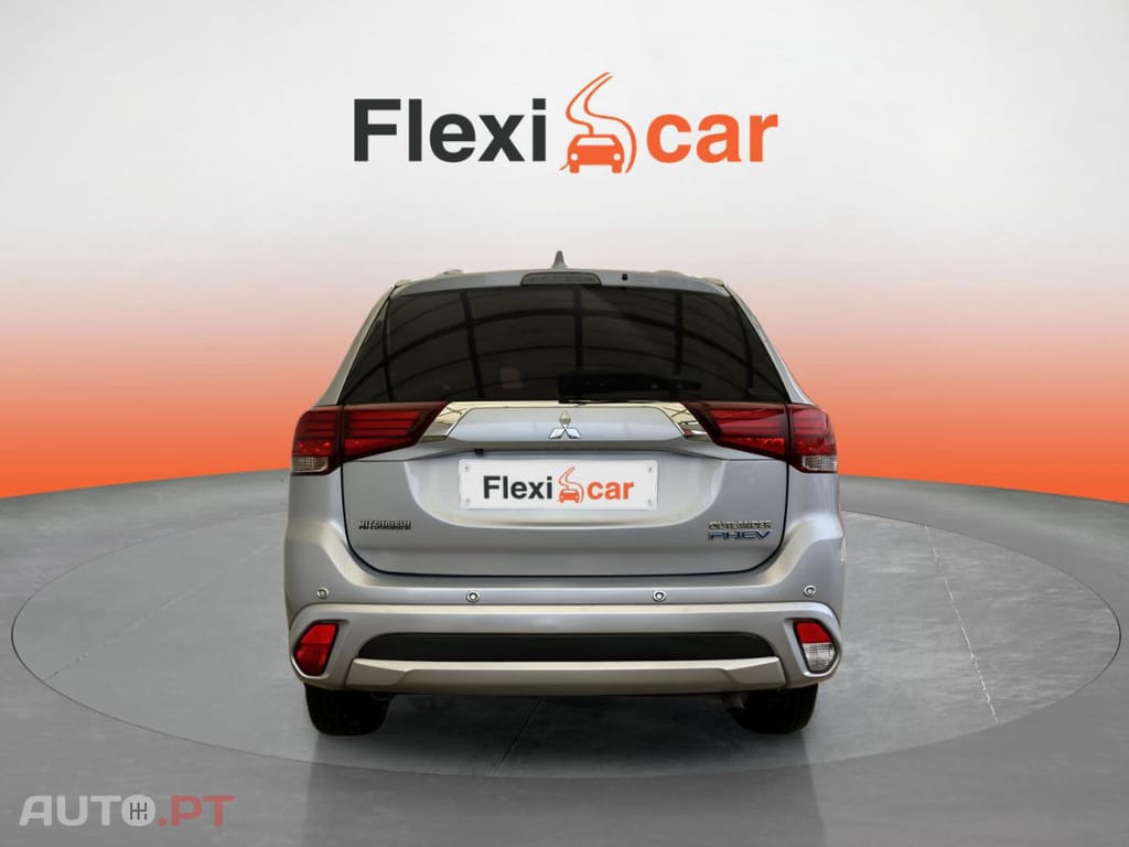 Mitsubishi Outlander 2.0 PHEV Intense Navi