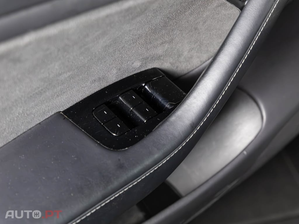 Tesla Model 3 Long-Range Dual Motor AWD
