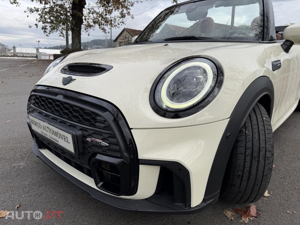 MINI Cabrio John Cooper Works Premium P. JCW Plus
