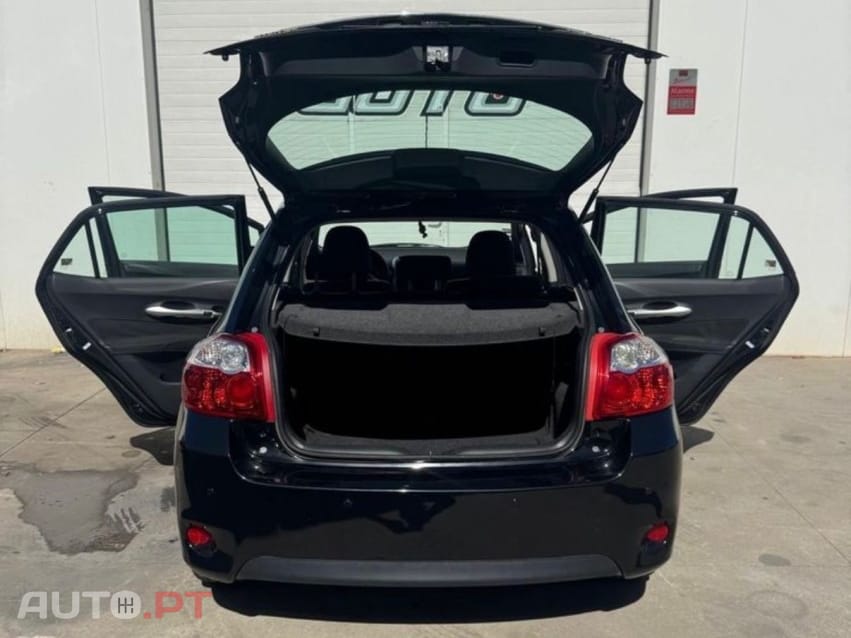 Toyota Auris 1.4 D-4D AC