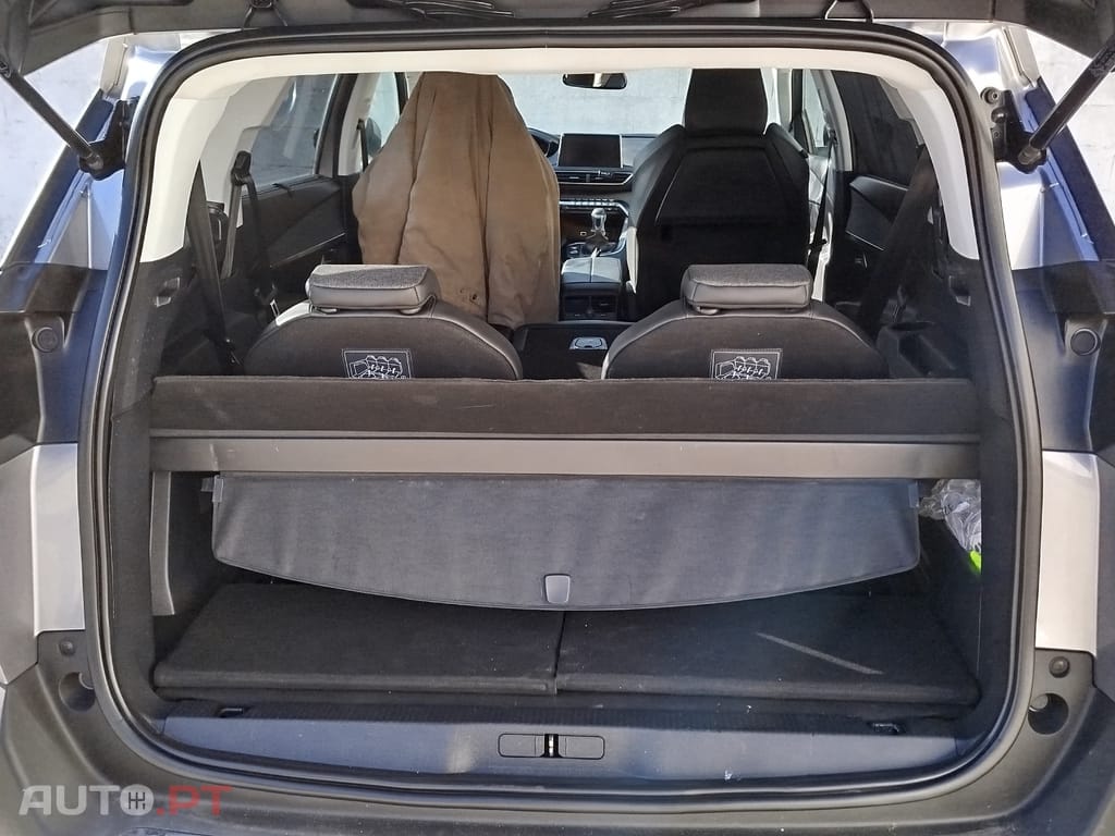Peugeot 5008 Allure 1.6 BlueHDI 120Cv
