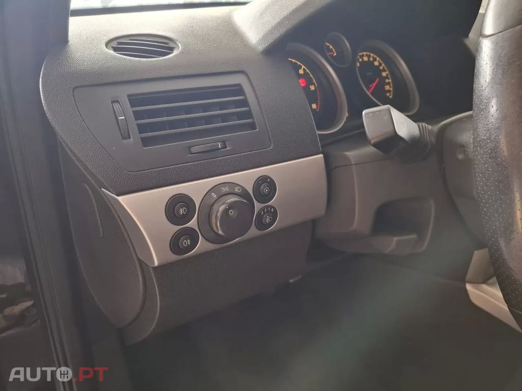 Opel Astra GTC 1.3 CDTi
