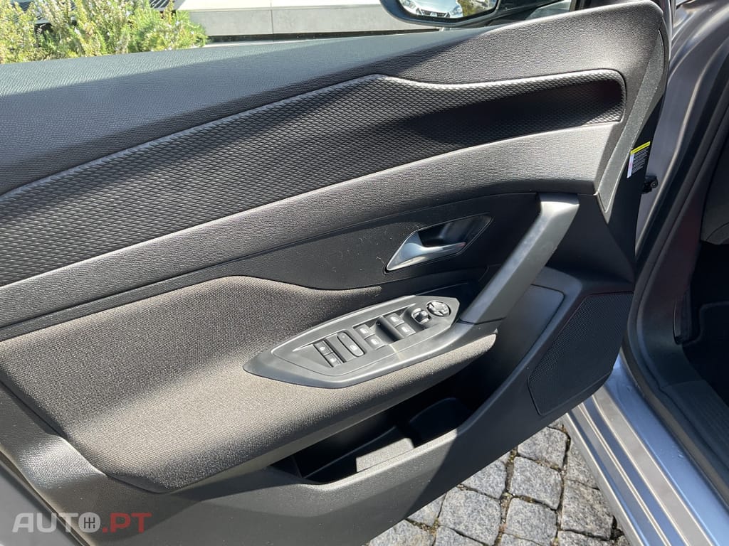 Peugeot 308 1.5 BlueHDi Active Pack EAT8