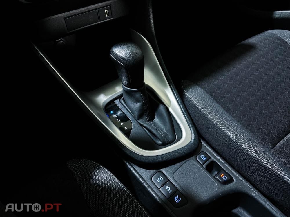 Toyota Yaris Hybrid Dynamic Edition